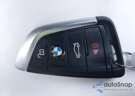 2019 BMW X3 Sdrive30I from USA, damaged, VIN 5UXTR7C56KLF23805